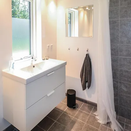 6 Bedroom Stunning In Holiday home