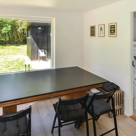 6 Bedroom Stunning In * Грена